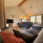 Bois De L'ourthe 202 Chalet